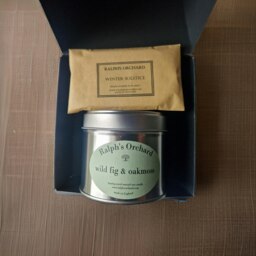 Rackhams Thoughtful gift set - Natural candle - Botanical wax melts - with Eye Pillow - thumbnail 4