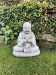 Rackhams Small Monk on a cushion Garden Ornament - thumbnail 5