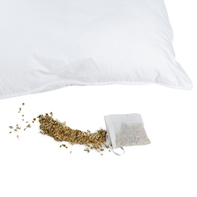 Rackhams Set of Two Dried Camomile Filled Pouches for HOMESCAPES Camomile Pillow - image 1