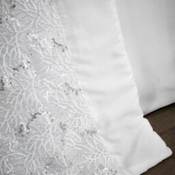 Rackhams Rouen Quilted Bed Runner - White - Quilted Runner - thumbnail 2