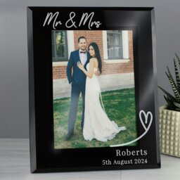Rackhams Personalised Heart Black Glass 7x5 Photo Frame - thumbnail 2