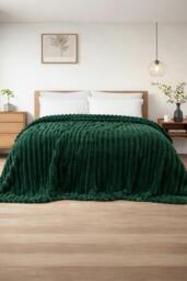 Rackhams Supersoft Ribbed Fleece Throw Blanket for Couch & Bed – Cozy Jacquard Home Blanket - 200 x 240cm - Dark Green - Polyester