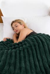 Rackhams Supersoft Ribbed Fleece Throw Blanket for Couch & Bed – Cozy Jacquard Home Blanket - 200 x 240cm - Dark Green - Polyester - thumbnail 4