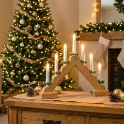 Rackhams 5cm Natural Wooden Pre-Lit Christmas Candle Bridge Decoration with 7 LED Flame Bulbs - thumbnail 2
