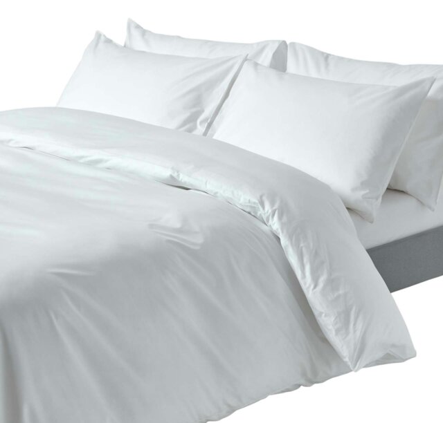Rackhams Crisp & Cool 200 TC Egyptian Cotton Percale Duvet Cover Set - Double - White - image 1
