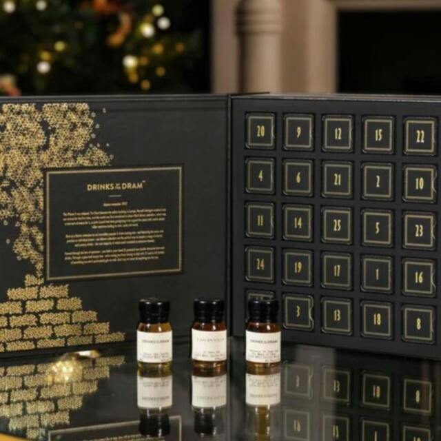 Rackhams Peaty Whisky Advent Calendar - h30.0 x w31.0 x l10.0cm - image 1