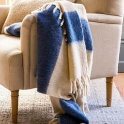Rackhams 100% New Zealand Wool Wide Stripe Throw - H130 x W170 x D1cm, 1.1kg