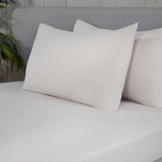 Rackhams 100% Brushed Cotton Flannelette Fitted Sheet or Pillowcase Pair - White - King (150cm x 200cm) + 25cm Deep - image 1