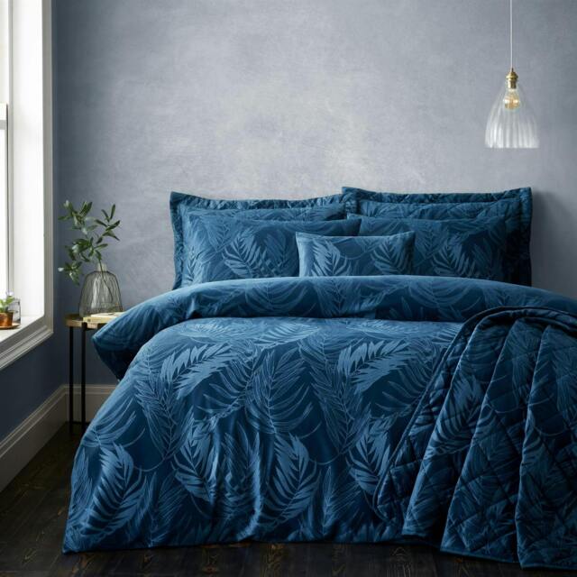 Rackhams Woburn Teal Duvet Cover Set - Super King - image 1