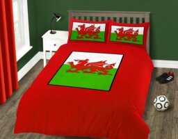 Rackhams Welsh Dragon Printed Cotton Blend Duvet Cover and Pillowcase Set - Red - King - thumbnail 1