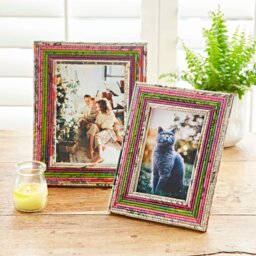 "Rackhams Recycled Newspaper Photo Frame - 6"" x 4"" - Natural/Pink/Green/Purple" - thumbnail 1