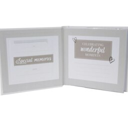 Rackhams Modern Special Memories Photo Album with Gold Foil Text - Holds 80 4x6 Pictures - thumbnail 4