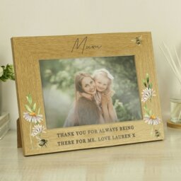 Rackhams Personalised Floral Bee 6x4 Oak Finish Photo Frame - thumbnail 4