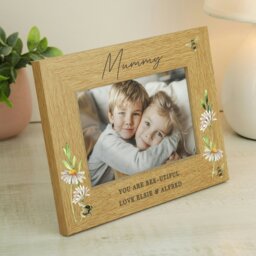Rackhams Personalised Floral Bee 6x4 Oak Finish Photo Frame - thumbnail 1
