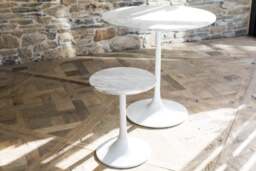 Rackhams Swan Side Tables - Dark Chrome - Gloss White - Small - thumbnail 4
