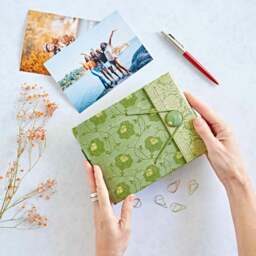 Rackhams Small Sari Fabric Photo Album - Cerise - thumbnail 4