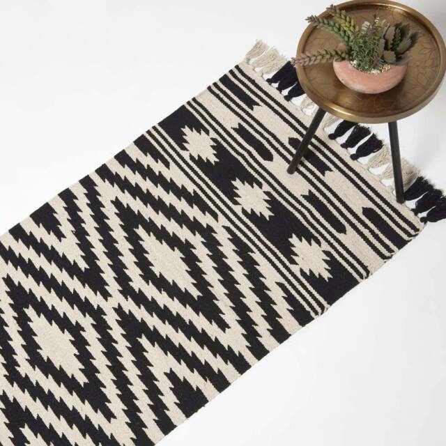 Rackhams Dinan Black & White Kilim Cotton Rug - 66 x 200 cm - image 1