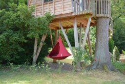 Rackhams Double Cacoon Hanging Chair - Chilli Red - thumbnail 3