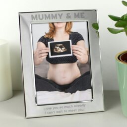 Rackhams Personalised Silver 5x7 Mummy & Me Photo Frame - thumbnail 4