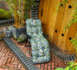 Rackhams Deluxe Garden Lounger - Multi-Pattern Reclining Sun Lounger - Tropical grey (Black Frame) - 118cm x 58cm x 118cm