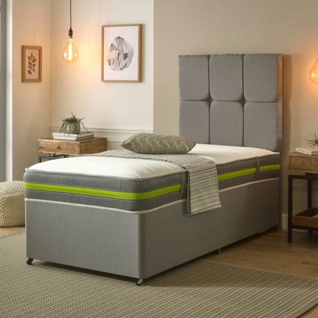 "Rackhams Horizon Harmony Hybrid Mattress - 8"" Deep, Soft Feel, Plush Quilted Surface - Green - 1 - 4ft6 Double Mattress (135cm x 190cm)" - image 1