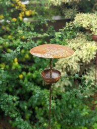 Rackhams Rusty Bird Feeder Stake - Medium - 2m Height - thumbnail 6