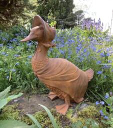 Rackhams Rustic Cast Iron Jemima Puddle Duck Statue Garden Ornament Home Decor - thumbnail 3