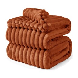 Rackhams Faux Fur Chunky Cord Blanket - Silver - thumbnail 3