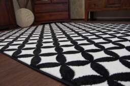Rackhams Sketch Rug - Black & White Diamonds - 200cm x 290cm - thumbnail 4