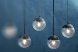 Rackhams Glass Shades Pendant Light, 5 Globe-Shaped Pendant Light in Black Finish, Horizontal Cluster Lighting - thumbnail 2