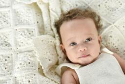 Rackhams The Nelly Blanket - Chalky Pink - thumbnail 2