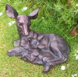 Rackhams Doe and Baby Fawn Laying Deer Garden Ornament Sculpture Hand Crafted Aluminium - Cast Aluminium - Bronze - Sculpture - thumbnail 1
