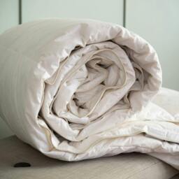 Rackhams 90% Hungarian Goose Down Duvets - Superking - Spring/Autumn Warmth (9 Tog) - thumbnail 3