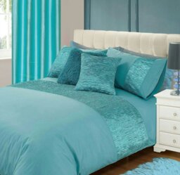Rackhams Freya Duvet Cover & Pillowcase Set - Burgundy - Double - thumbnail 2
