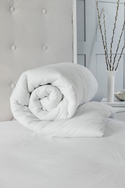 Rackhams Micra Plus – Polycotton Duvet And Pillows Hollowfibre Filled Set - Double - 13.5 - image 1