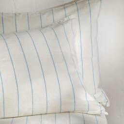 Rackhams White/Blue Pinstripe Linen Cotton Blend 30cm Standard Fitted Sheets - King - thumbnail 3