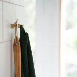 Rackhams Pair of Brushed Brass Towel Hooks (19mm) Wall Mounted Bathroom Storage Round Robe Hooks Clothes Hanger Coat Peg - thumbnail 2
