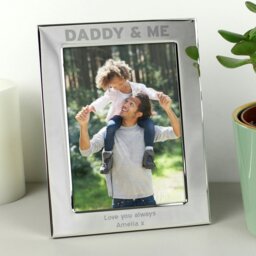Rackhams Personalised Silver 5x7 Daddy & Me Photo Frame - thumbnail 2