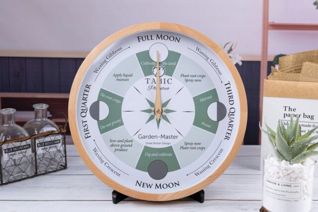 Rackhams Moon Gardening clock - Planeteco Garden Master, the Best gardening tool for any Gardener - Natural Stain - image 1