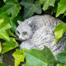 Rackhams Persian Cat Stone Cast Garden Ornament - thumbnail 2
