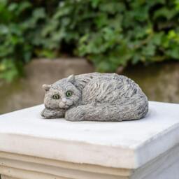 Rackhams Persian Cat Stone Cast Garden Ornament