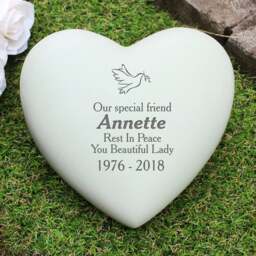 Rackhams Personalised Dove Heart Memorial Garden Ornament - thumbnail 2