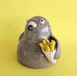 Rackhams Percy With The Chips – Handmade Pigeon Ornament - thumbnail 1