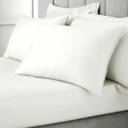 Rackhams 400 Thread Count Cotton Sateen Standard Pillowcase Pair - Ivory - 50x75cm (x2) - thumbnail 2