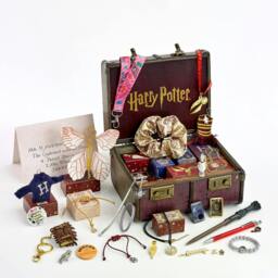 Rackhams Harry Potter Hogwarts trunk Advent calendar