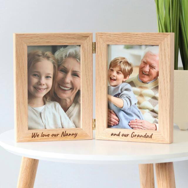 "Rackhams Personalised Solid Oak Hinged Picture Frame - For 6x4"" or 7x5"" Photos, Natural Finish - For 7""x5"" photos - Engraved + Prints" - image 1