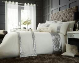 Rackhams Glamorous Duvet Cover and Pillowcase Set - Cream - Double (200cm x 200cm)