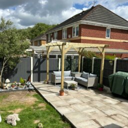 Rackhams Heavy Duty Timber Pergola - Complete DIY Kit - Slow Grown Spruce. - 3m - 3m - 2.7m (Without base plates) - thumbnail 5