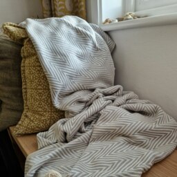 Rackhams Merich Cotton Chevron Throw Blanket - Ash Grey on Natural - thumbnail 4