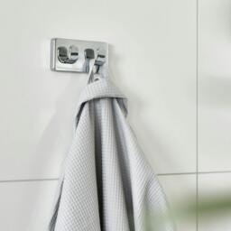 Rackhams Polished Chrome Double Towel Hook Rail 45mm x 90mm Wall Mounted Bathroom Rectangular Robe Hooks Clothes Hanger Coat Peg - thumbnail 2